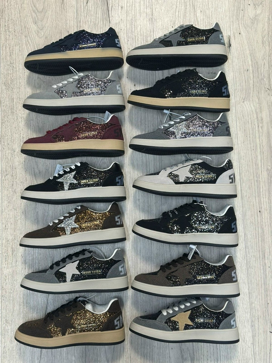 кроссовки super star penstar golden goose черный,,кроссовки golden goose,мужские замшевые низкие кроссовки с вышитыми звездами superstar golden goose коричневый,коричневые кроссовки ball star gol