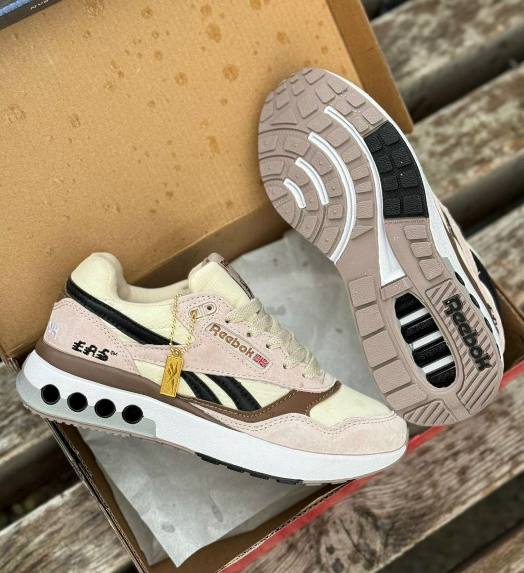 женские кроссовки reebok,кроссовки reebok,кроссовки reebok classic,reebok кроссовки замшевые бежевые,кроссовки reebok classic leather