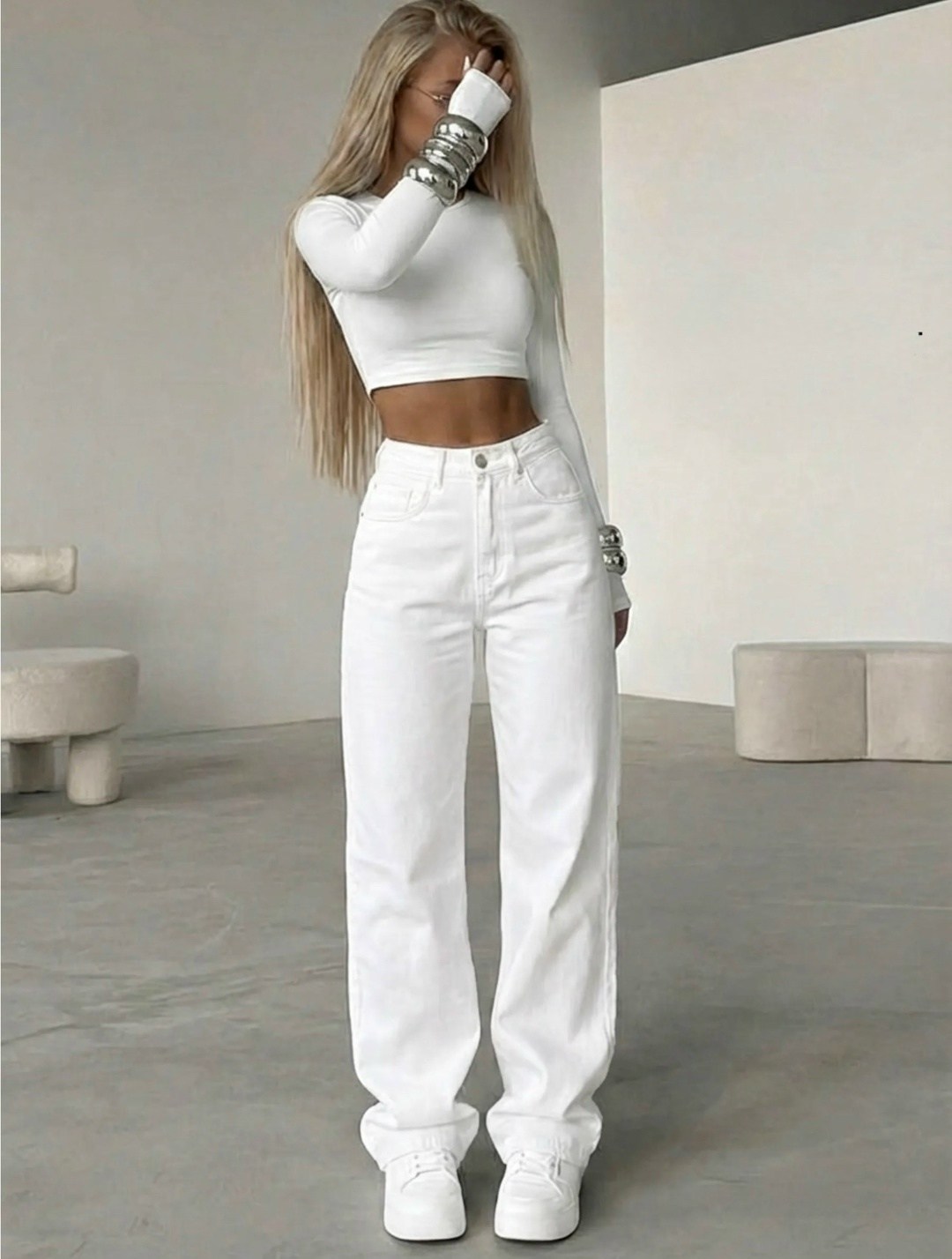 белые джинсы,джинсы женские белые,белые джинсы прямые,стильные белые джинсы,женские джинсы