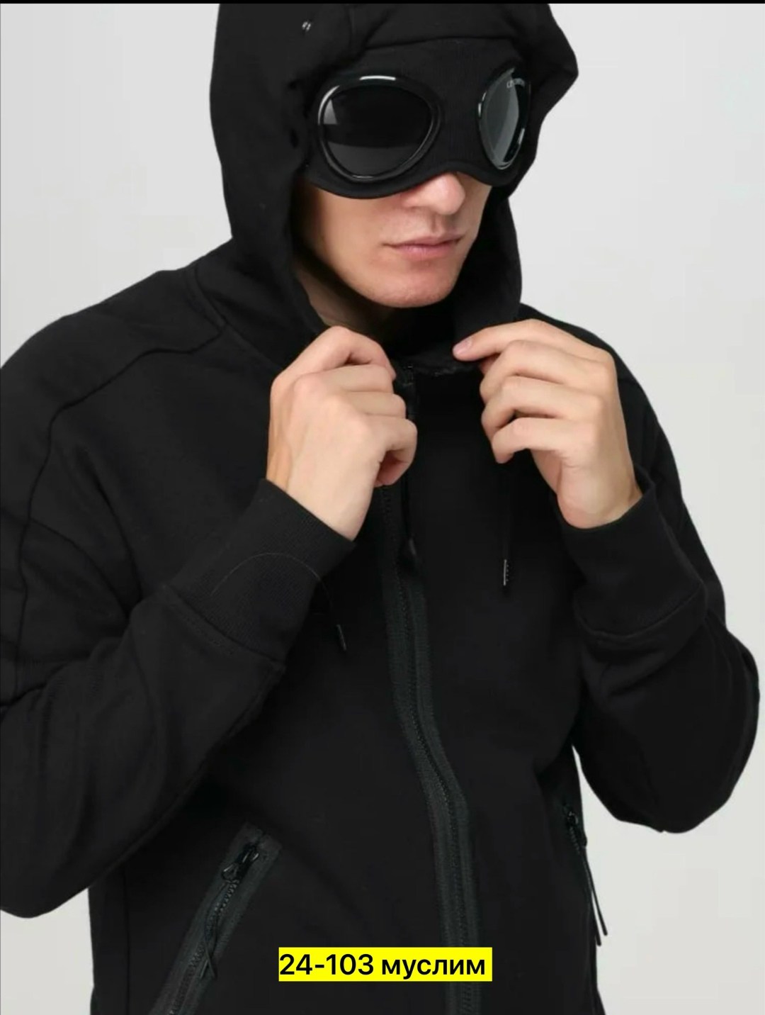 толстовка с фирменными линзами на капюшоне c.p. company,худи с линзами c.p. company,c.p. company мужская толстовка с фирменными линзами на капюшоне черныйцвет,сипи компани кофта с линзами