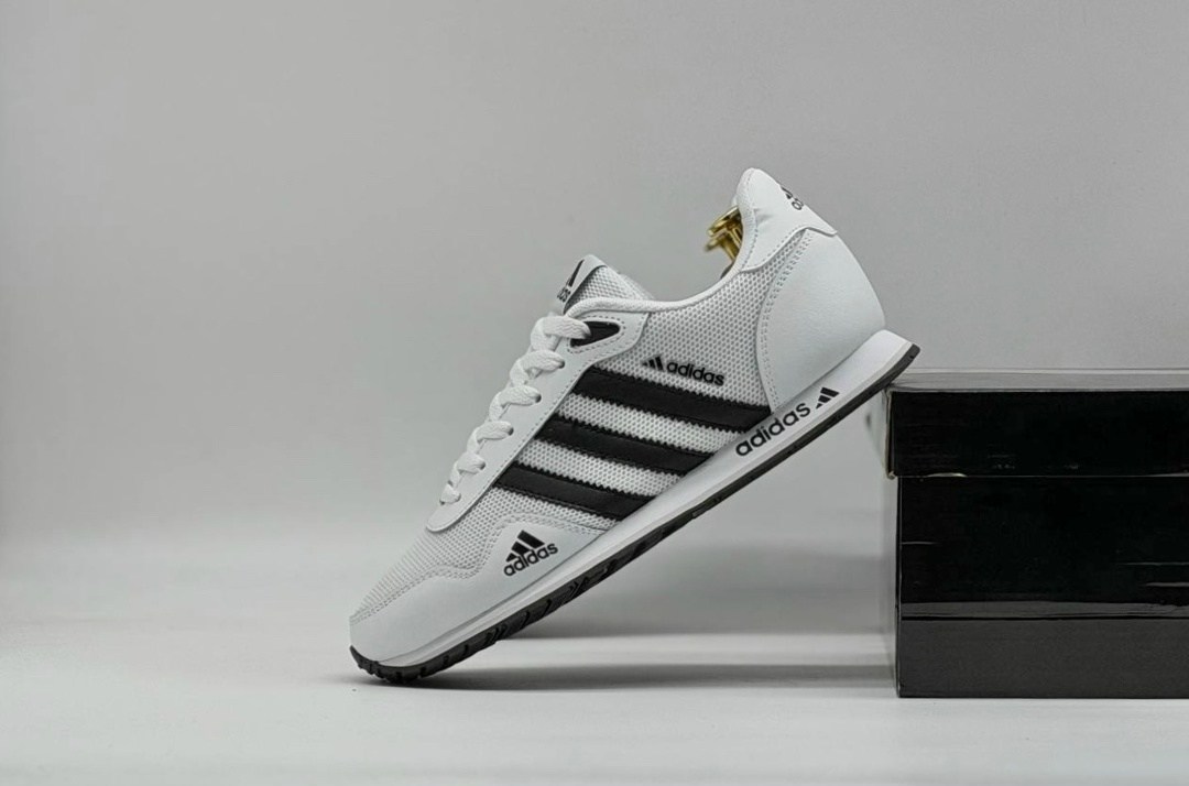 адидас кроссовки cl-assics,кроссовки мужские adidas,кроссовки adidas,кроссовки,кроссовки адидас