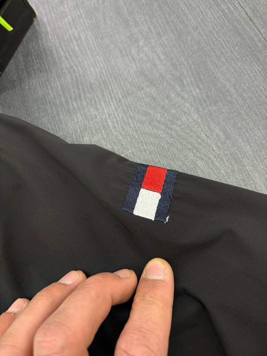 куртка tommy hilfiger мужская,ветровка tommy hilfiger,демисезонная куртка,ветровка мужская,куртка tommy hilfiger