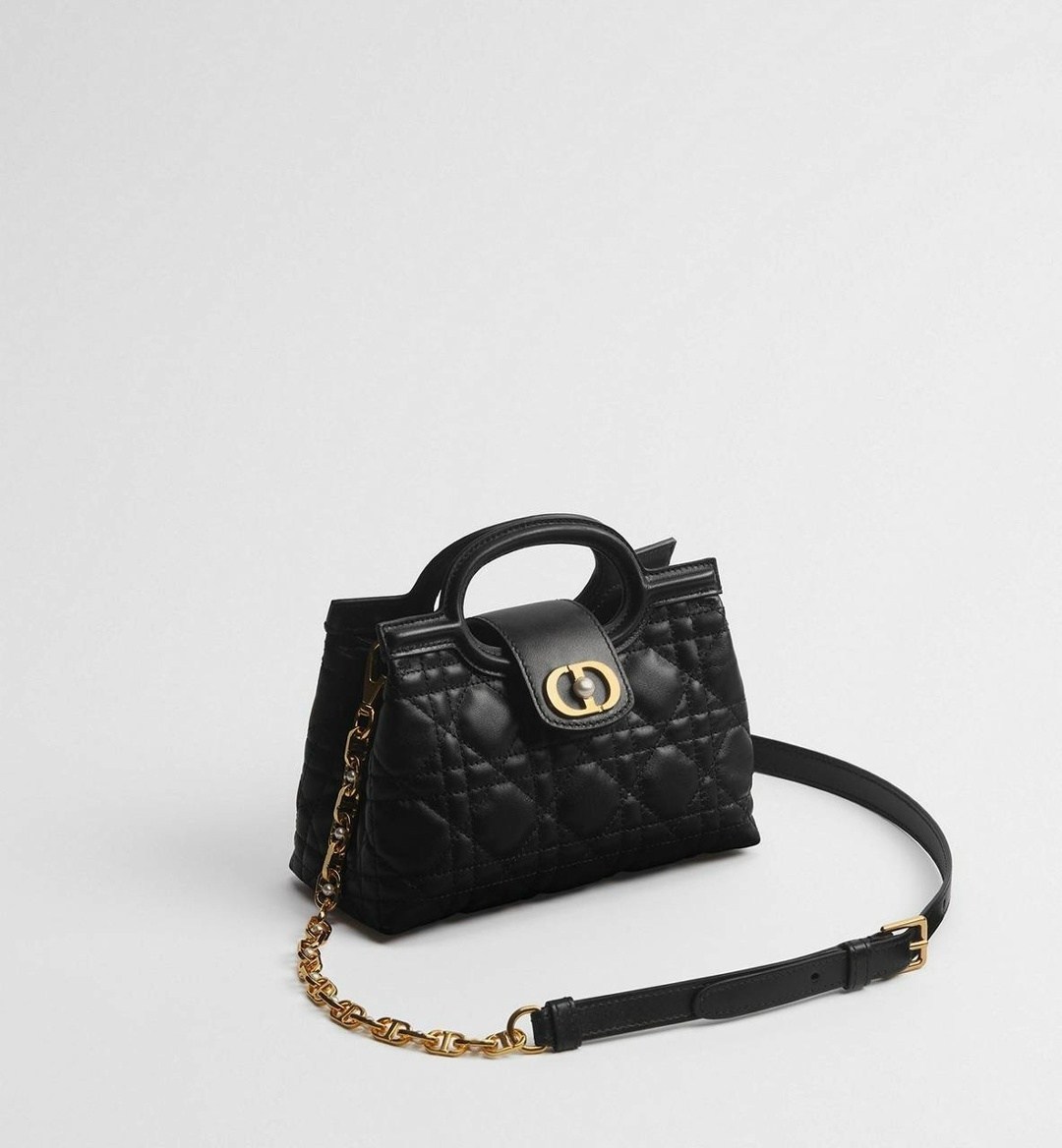 сумка диор,сумка стеганая кристиан диор,сумка диор оригинал,сумка диор женская,сумки аксессуары