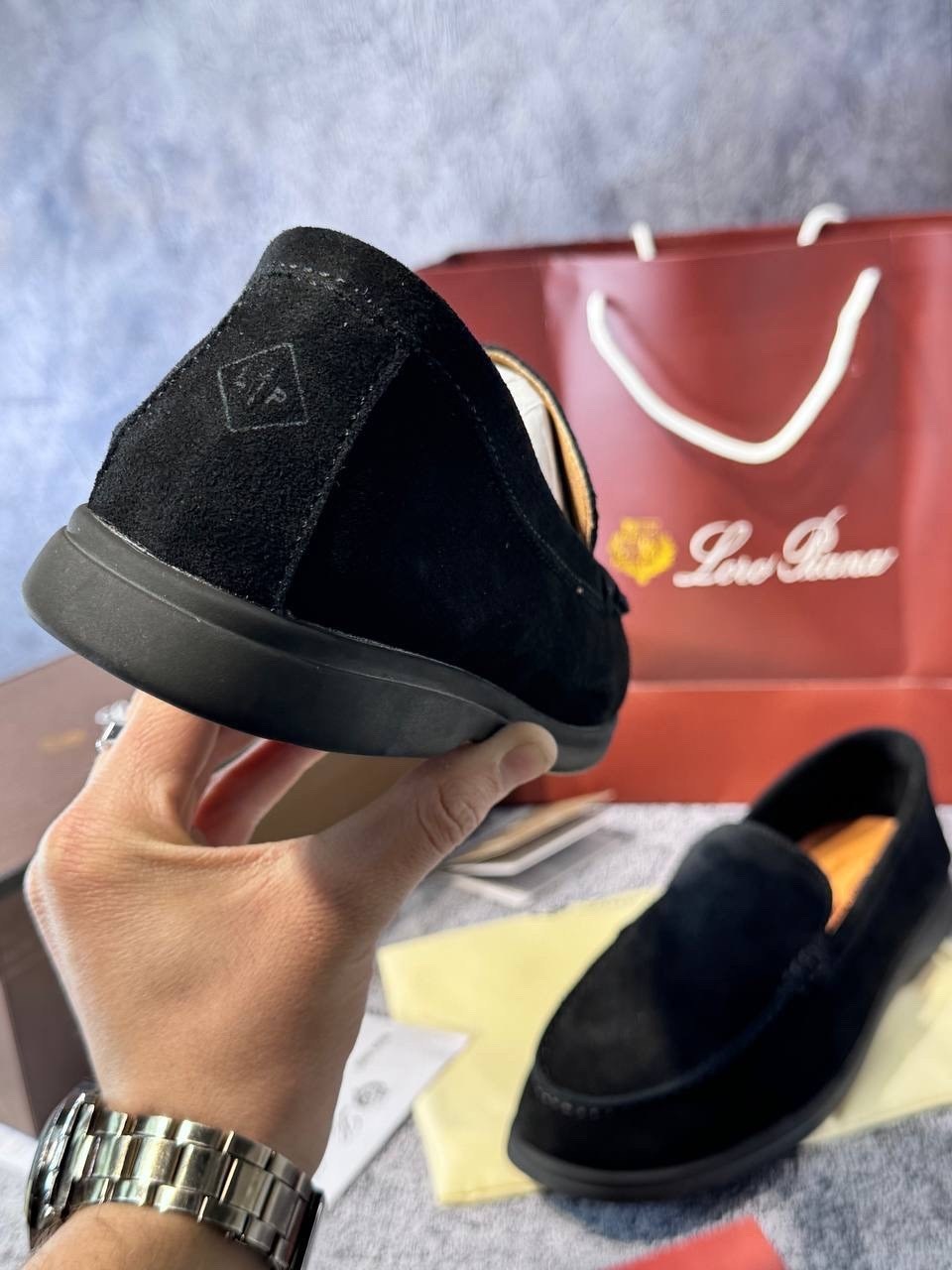 мужские замшевые лоферы loro piana summer walk grey,лоферы мужские loro piana,лоферы loro piana,замшевые лоферы loro piana,лоферы из натуральной замши loro piana