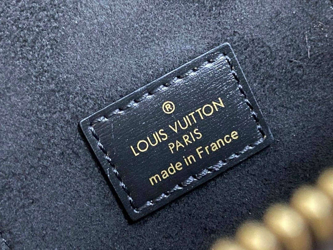 louis vuitton сумка,louis vuitton сумка на плечо,сумка женская louis vuitton,луи виттон сумка,сумка луи виттон через плечо
