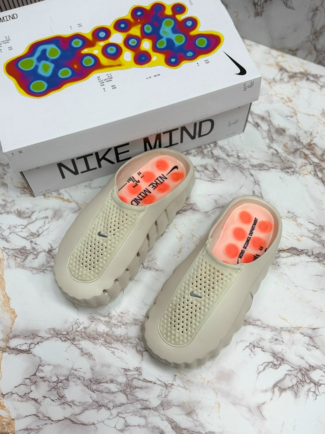 nike mind 001,тапки модные,кроссовки,nike mind,оригинальные кроссовки
