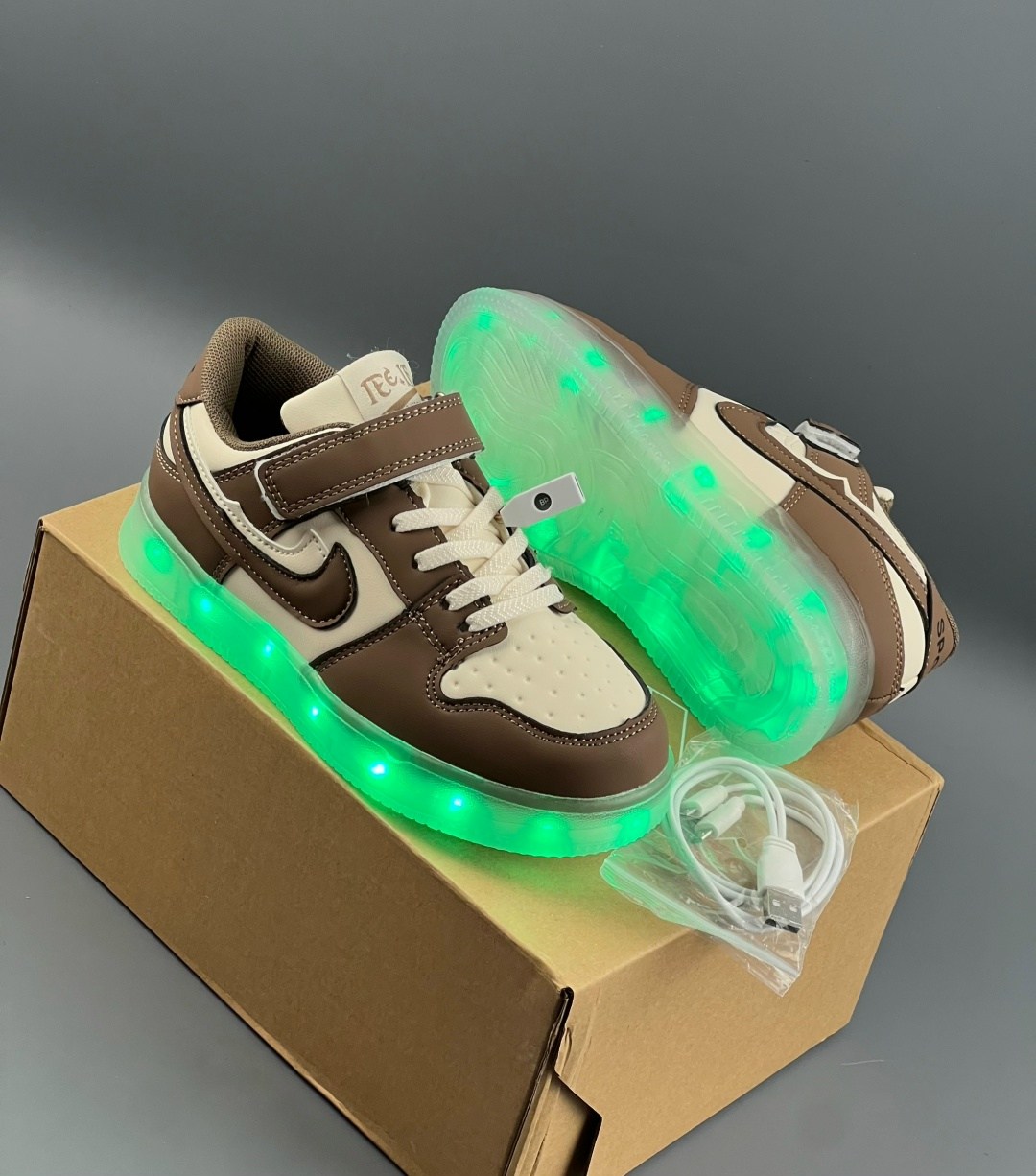 кроссовки светящиеся,кроссовки светящейся подошвой,кроссовки светящиеся детские,кроссовки с подсветкой,детские кроссовки