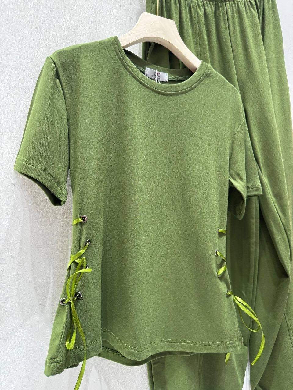 брюки палаццо зеленые,брючный костюм женский,костюм женский,костюм стильный,