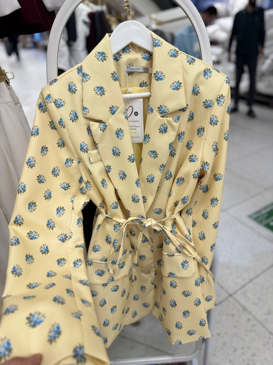 пиджак с цветочным принтом,пиджак женский,пиджак,пиджак с принтом,пиджак ткань
