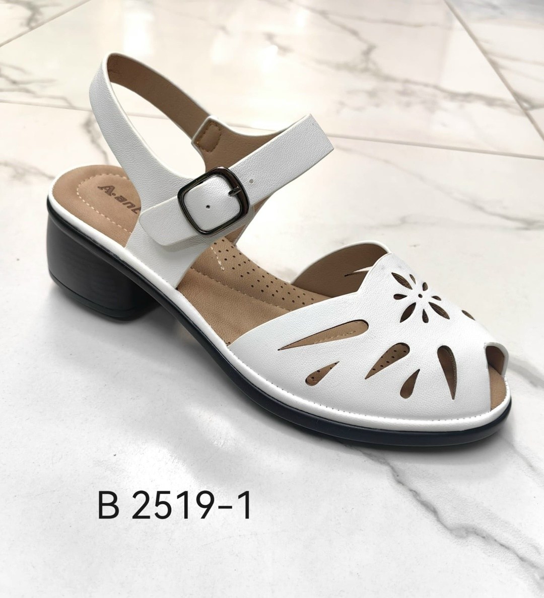 женские сандалии,босоножки женские,сандалии босоножки,босоножки с перфорацией,босоножки бежевые