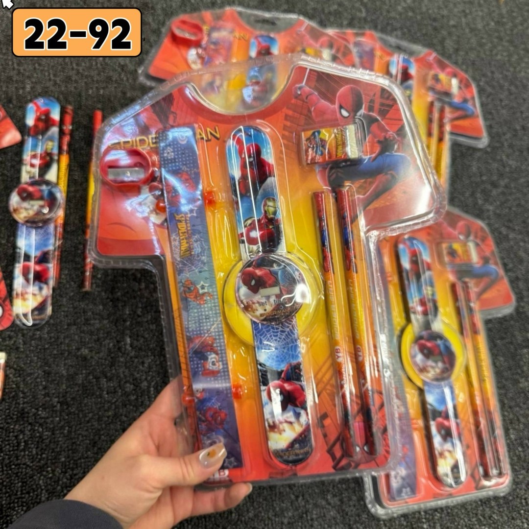 детские наручные часы,детские наборы,подарочной набор,набор для школьника,подарочный набор детский