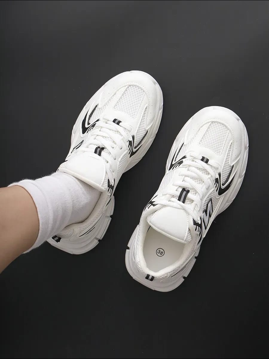 женские кроссовки,кроссовки модные,кроссовки для женщин,спортивная ,массивные кроссовки