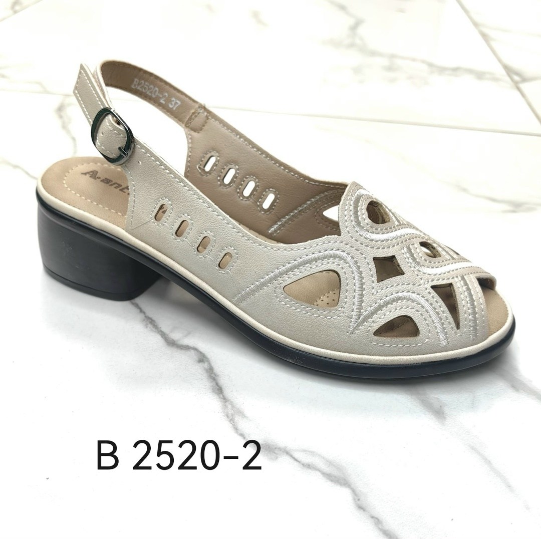 женские сандалии,босоножки женские,сандалии босоножки,босоножки с перфорацией,босоножки бежевые