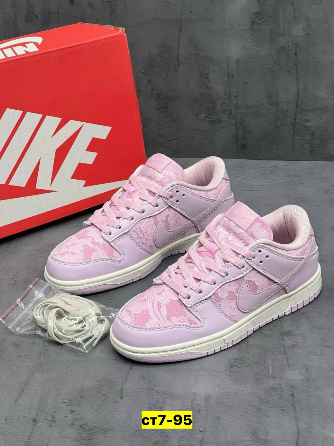 кроссовки nike sb dunk low,кроссовки женские nike sb dunk low pro,женские кроссовки nike dunk low,кроссовки nike dunk low,кроссовки nike dunk low розовый/белый