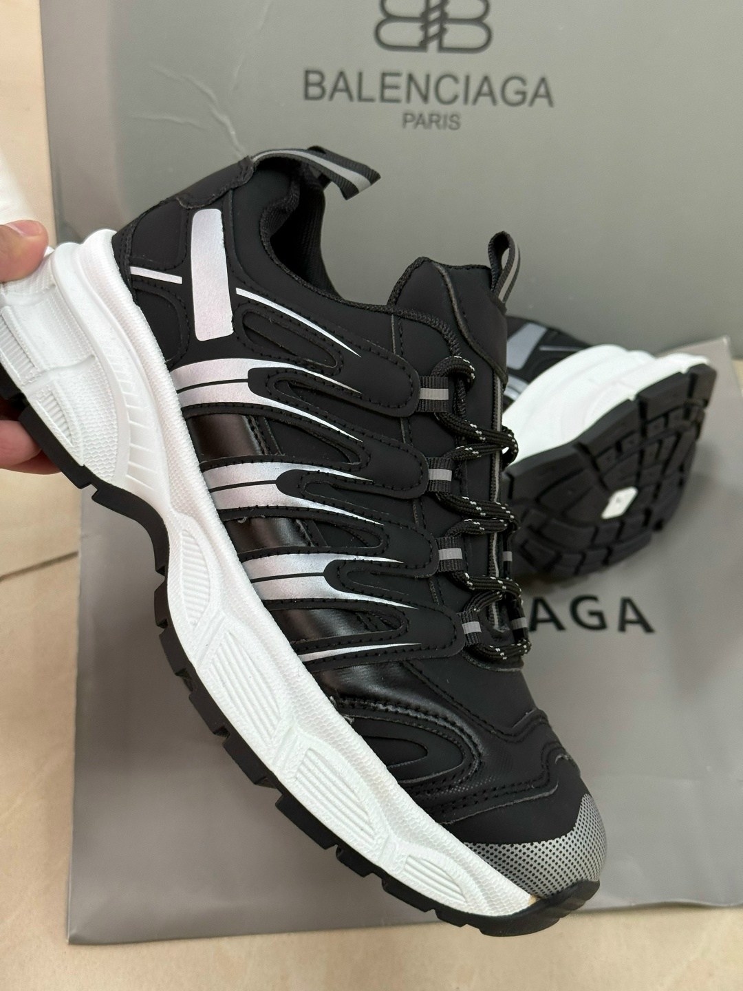 кроссовки balenciaga track,кроссовки balenciaga,кроссовки баленсиага трек черные,кроссовки женские balenciaga,кроссовки баленсиага мужские с большой подошвой