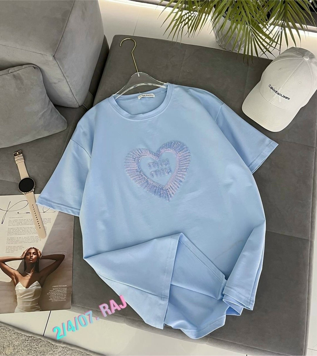 футболка женская,футболки женские оверсайз,футболка оверсайз с сердцами,футболки модные,футболки оверсайз с принтами