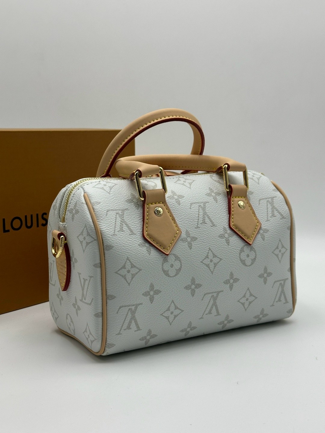 louis vuitton сумка на плечо,сумка женская louis vuitton,сумка louis vuitton,сумка луи витон женская,модная сумка