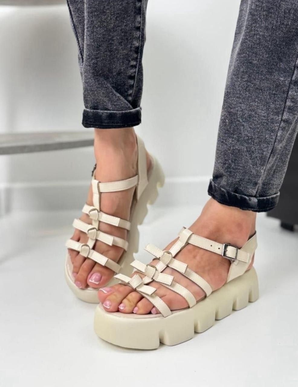 женские босоножки,модные босоножки,босоножки женские на платформе,босоножки на платформе,летние босоножки