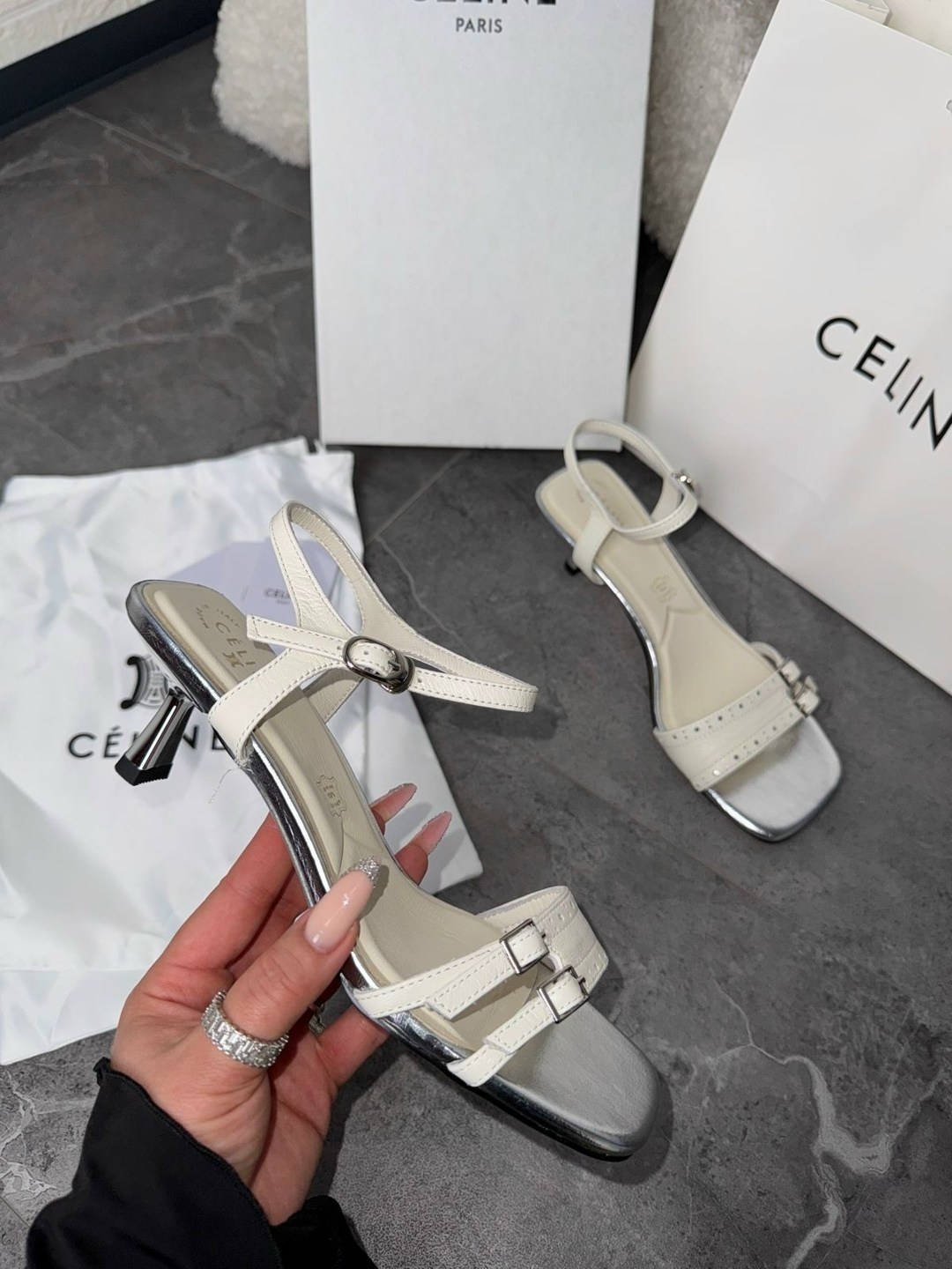 босоножки celine,сандалии celine,сандалии celine 2026,босоножки селин,туфли celine