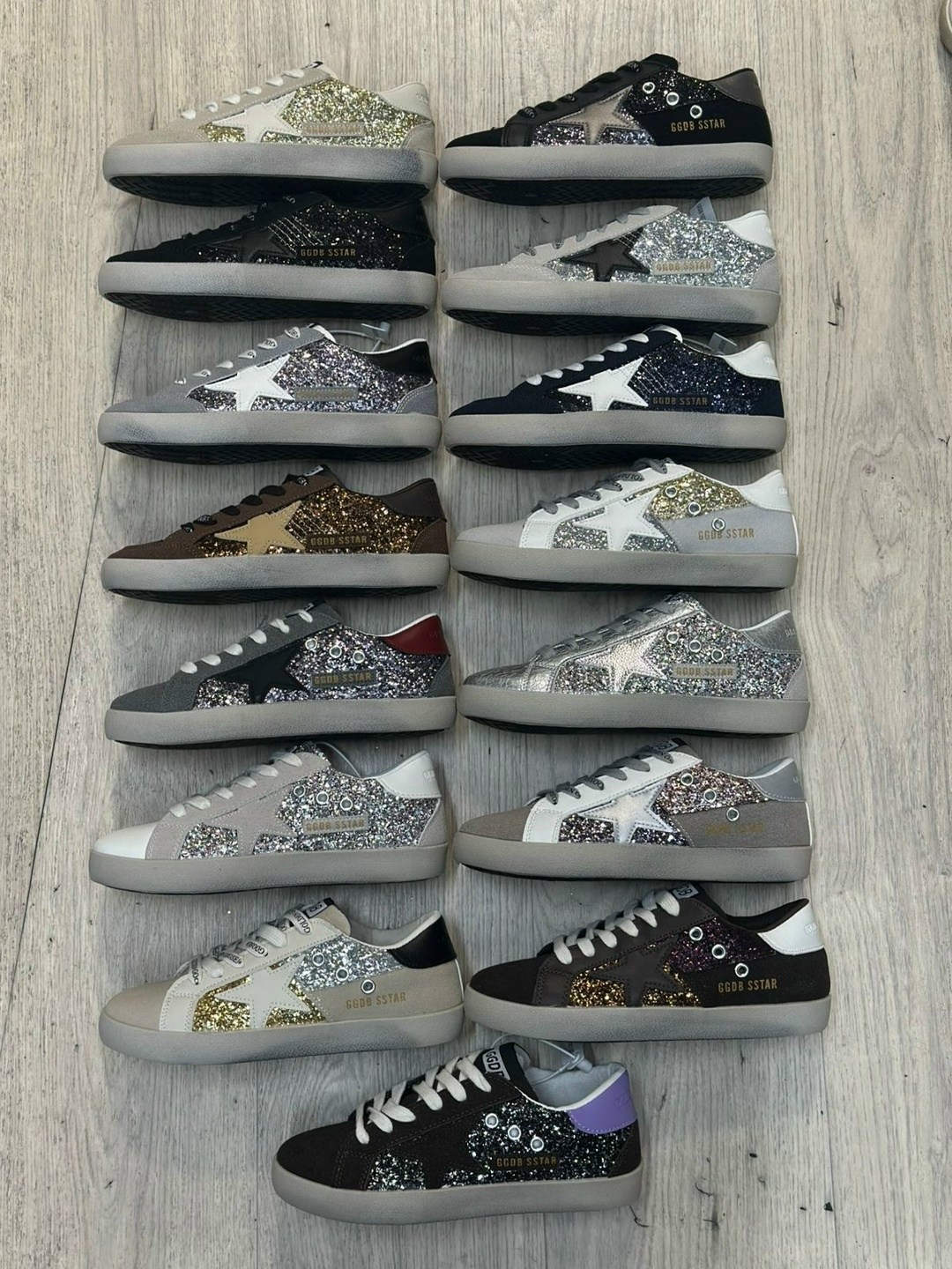 кроссовки super star penstar golden goose черный,,кроссовки golden goose,мужские замшевые низкие кроссовки с вышитыми звездами superstar golden goose коричневый,коричневые кроссовки ball star gol