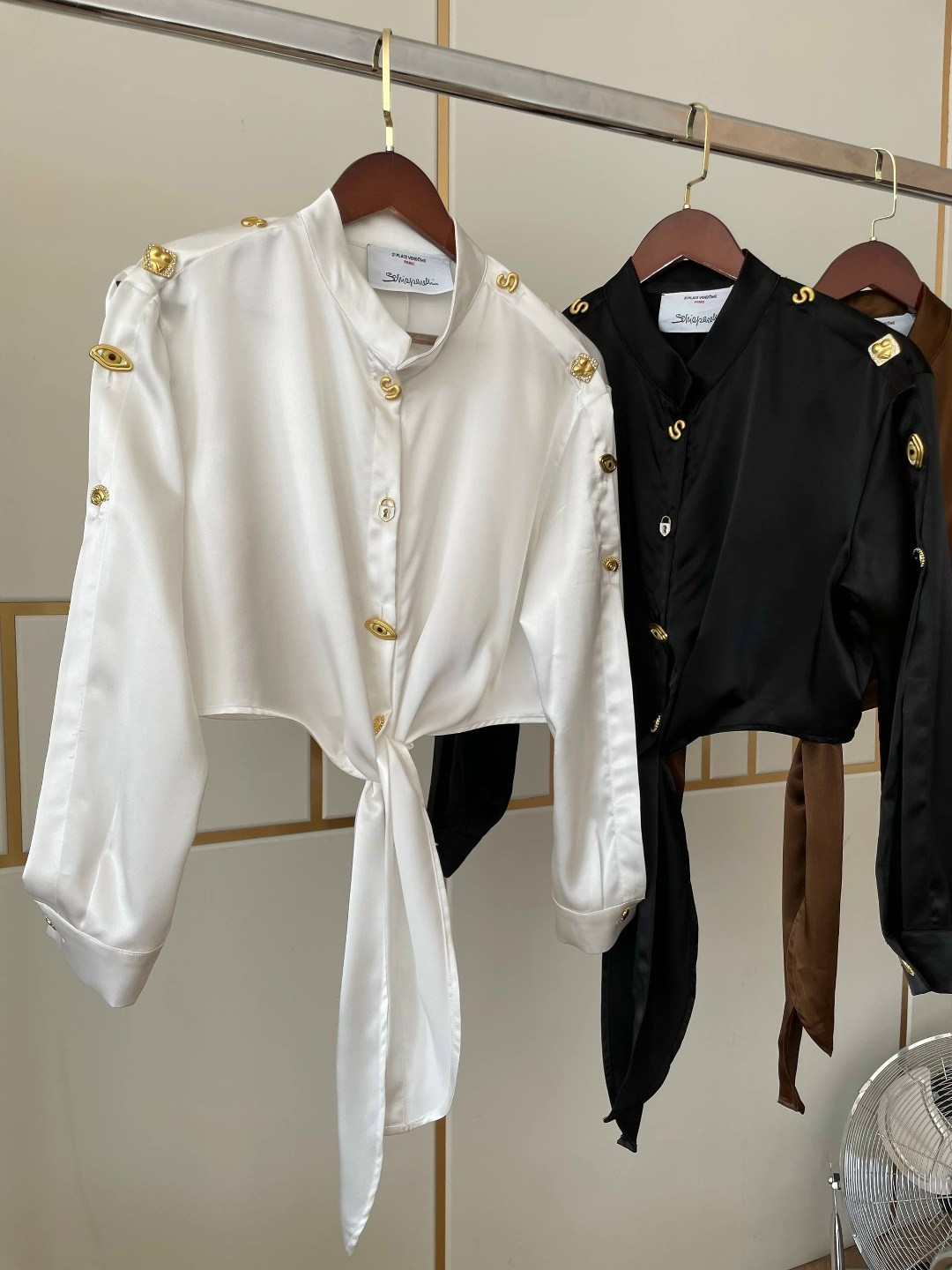 брючный костюм черный,брючный комплект,брючные костюмы женские,атласный брючный костюм,шелковый костюм