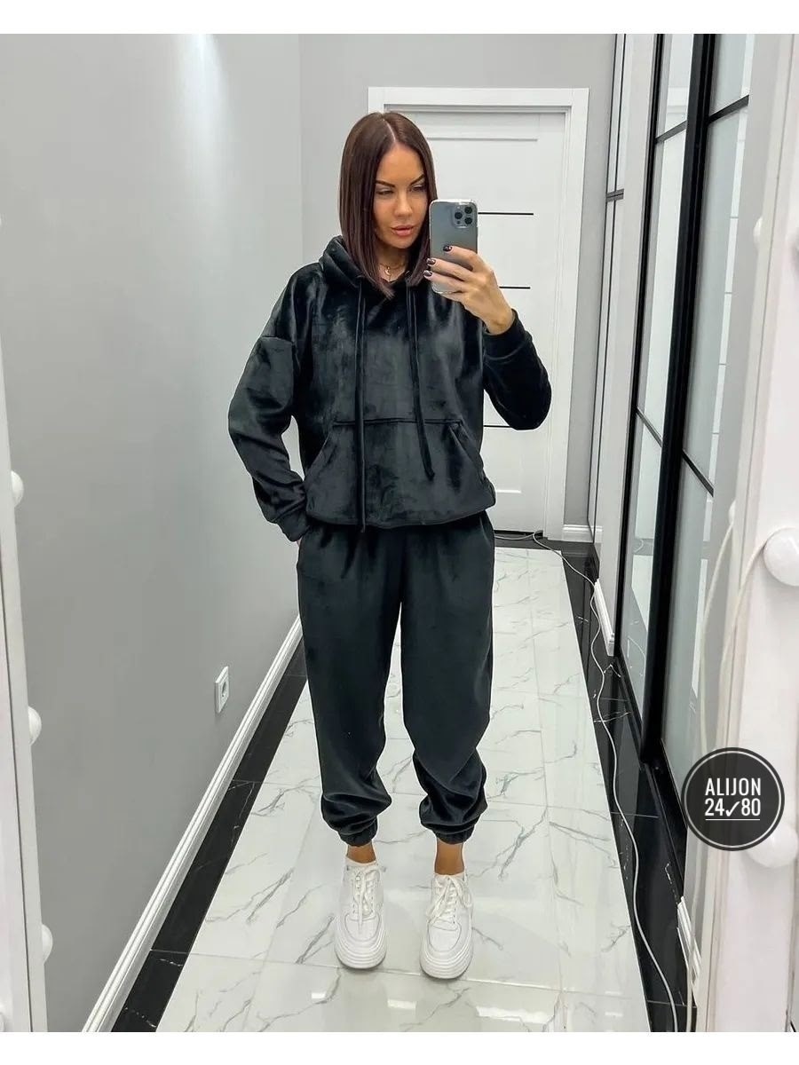 костюм спортивный велюровый amilya stail,костюм велюровый новый,костюм спортивный велюровый,велюровый спортивный костюм женски,костюм велюровый женский