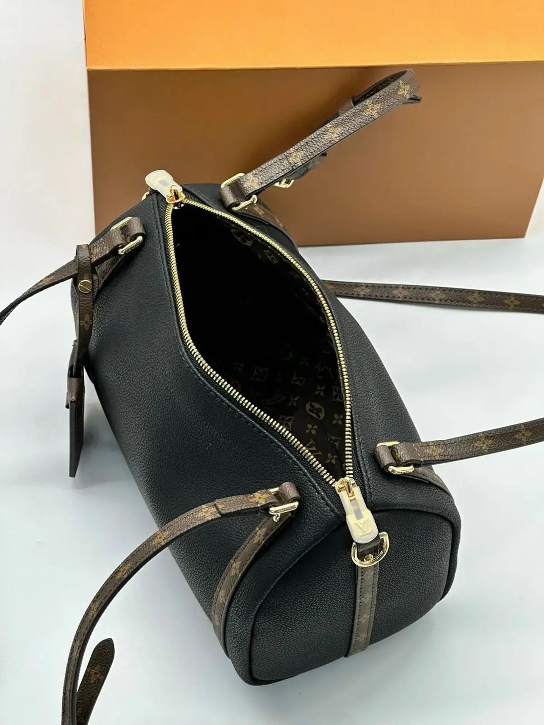 сумка,сумка louis vuitton,сумки женская,louis vuitton женская сумка,louis vuitton monogram