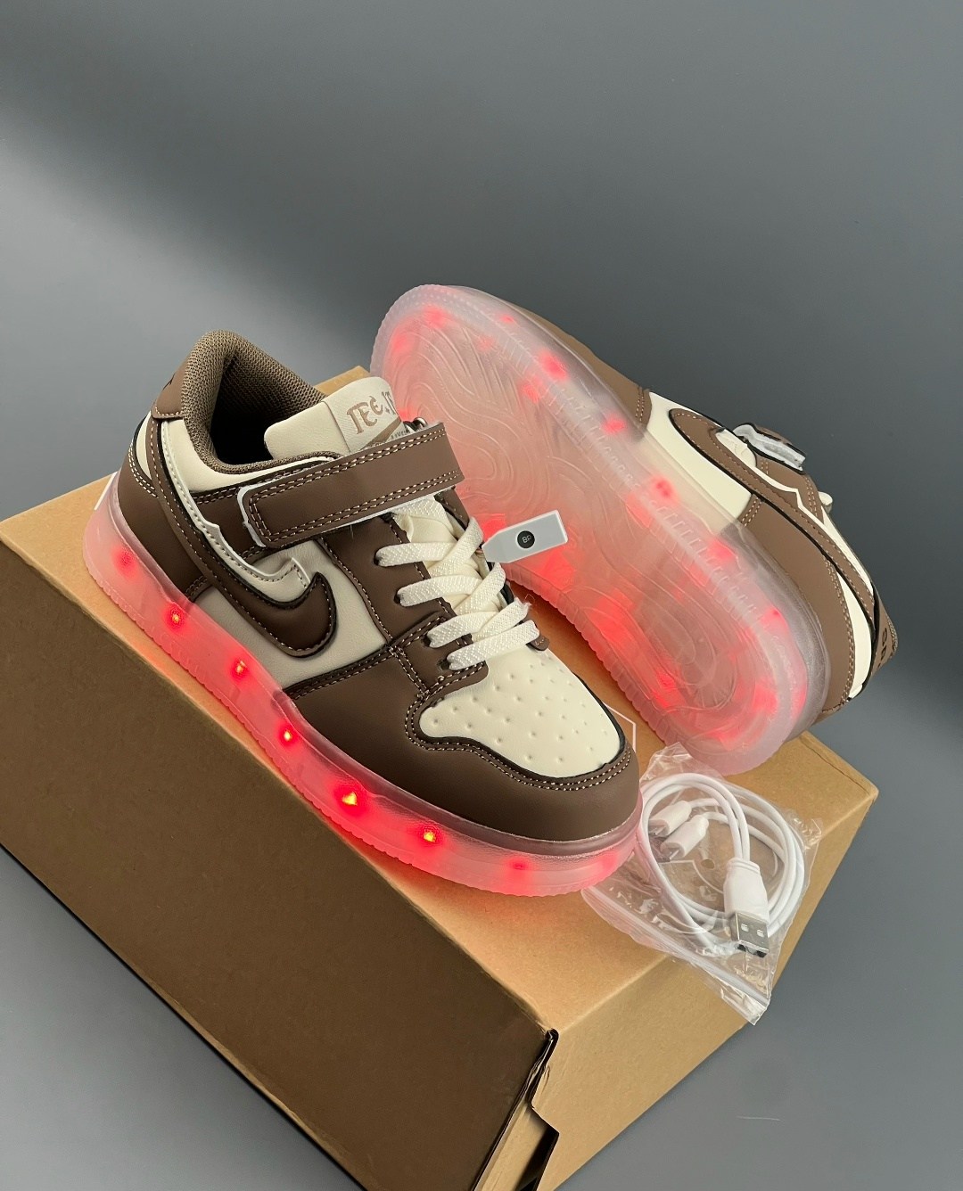 кроссовки светящиеся,кроссовки светящейся подошвой,кроссовки светящиеся детские,кроссовки с подсветкой,детские кроссовки