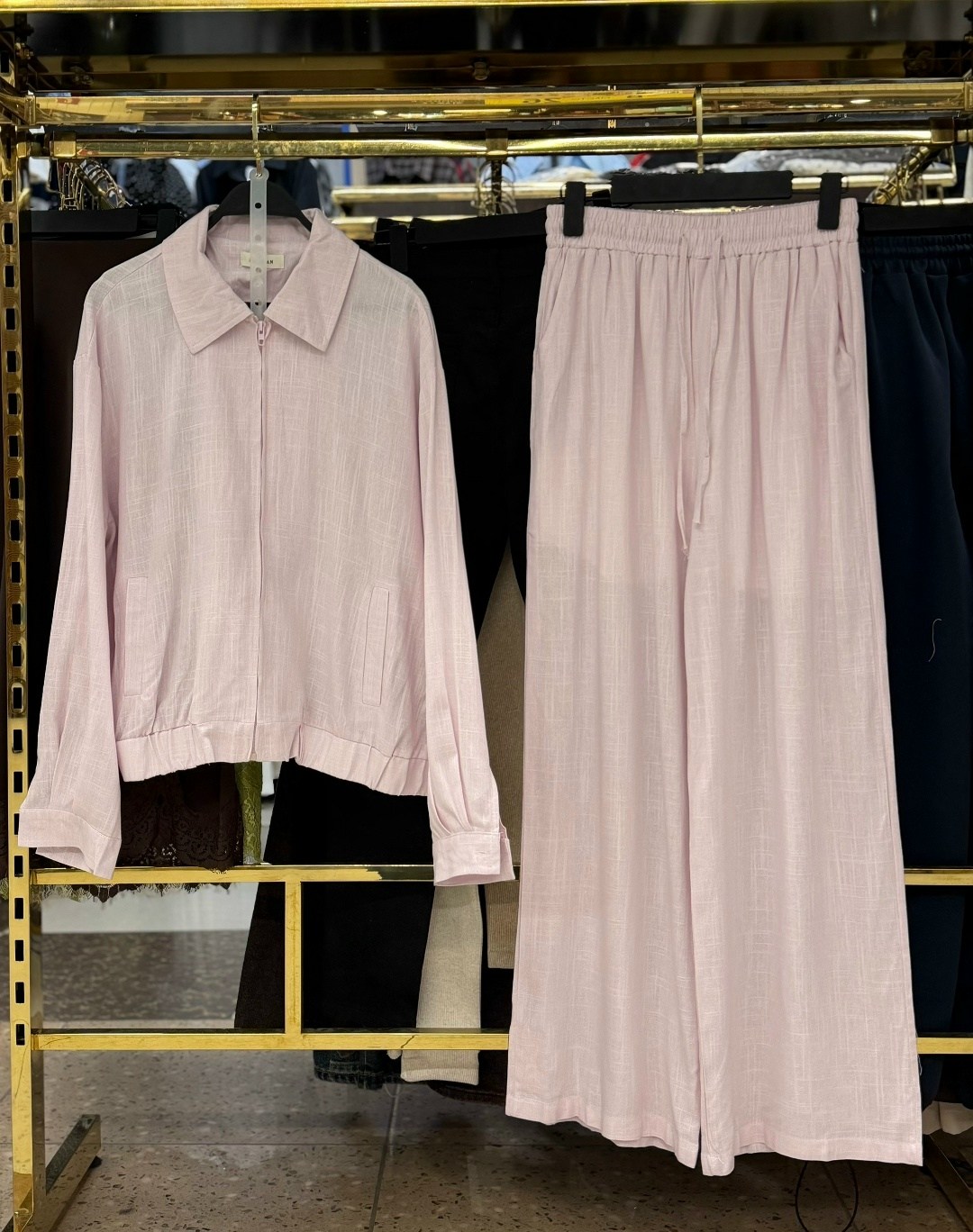 брючный костюм,костюм брючный с рубашкой,комплект костюм,костюм с брюками и рубашкой,костюм женский