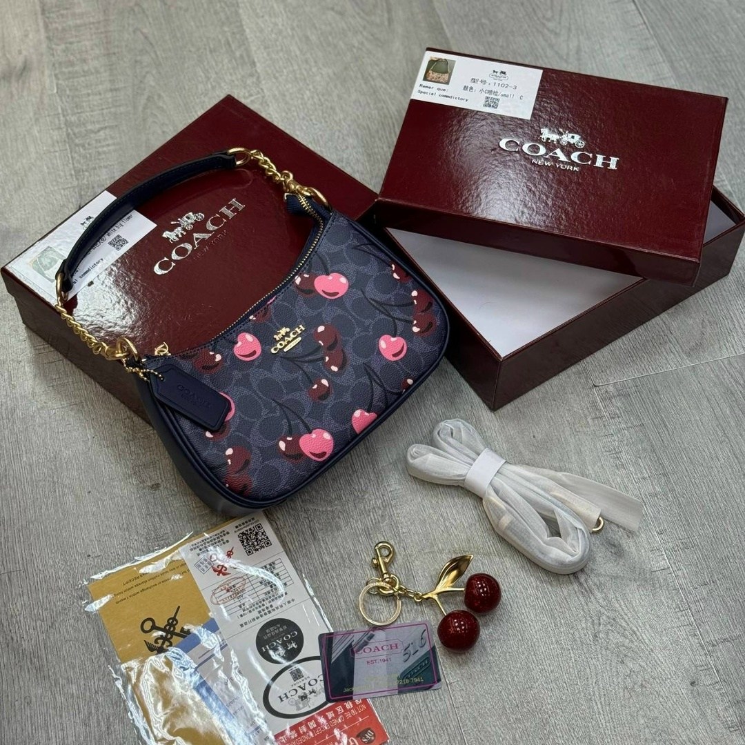 женская сумка coach,женская сумка-кошелек через плечо coach,сумка coach,coach сумка на плечо,брендовая сумка через плечо coach