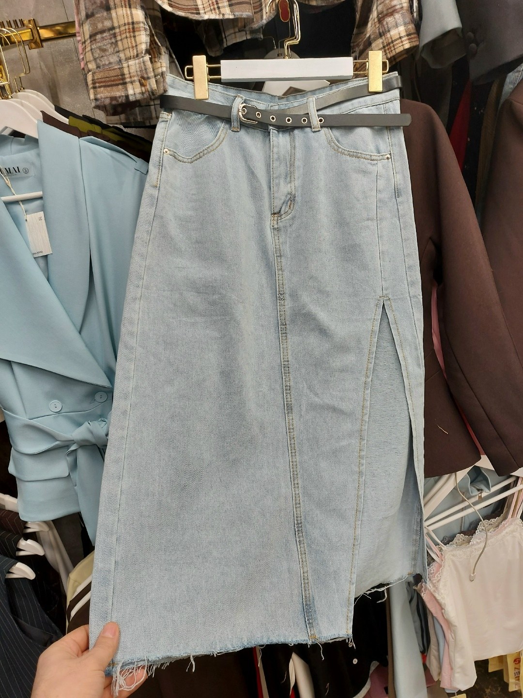 джинсовая юбка миди с разрезом,джинсовая юбка миди с разрезом спереди,юбка джинсовая миди с разрезом спереди ju&m,юбка джинсовая макси с разрезом,джинсовая юбка макси с разрезом спереди