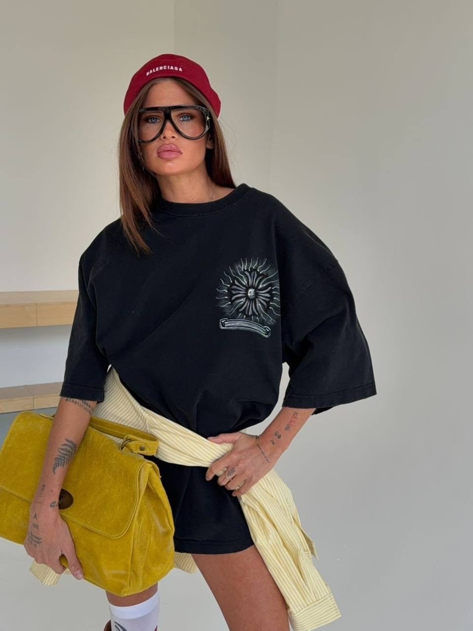 футболка оверсайз,мода стиль,костюм стиль,мода модная