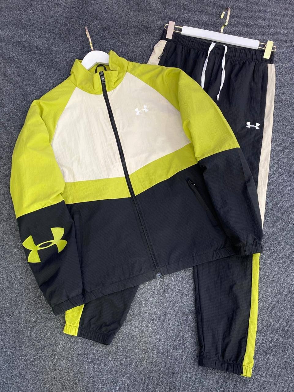 ветровка under armour,спортивные костюм,куртка спортивная,ветровка under armour ветровка