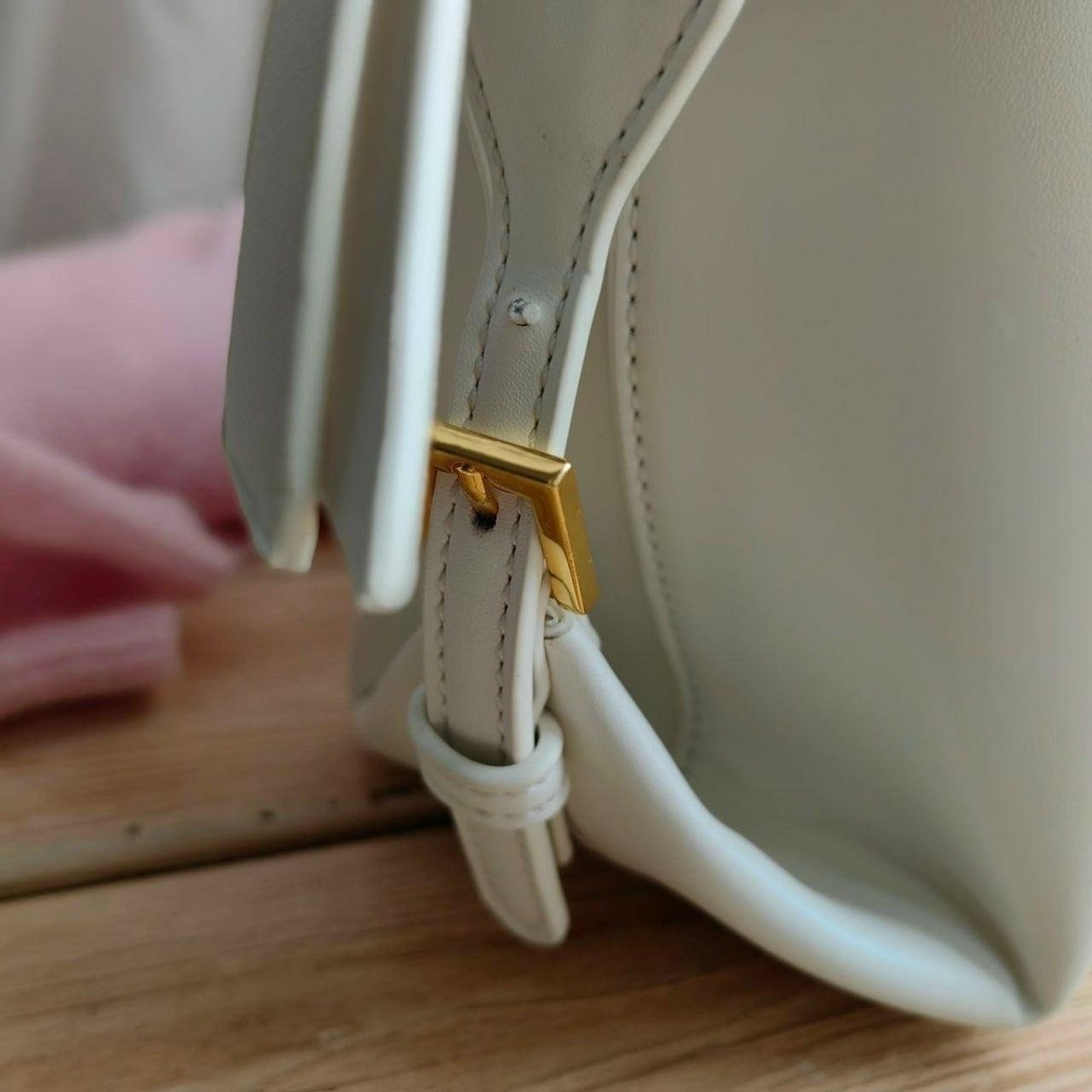 сумка,сумки женская,сумка фенди белая,модная сумка,cумка fendi