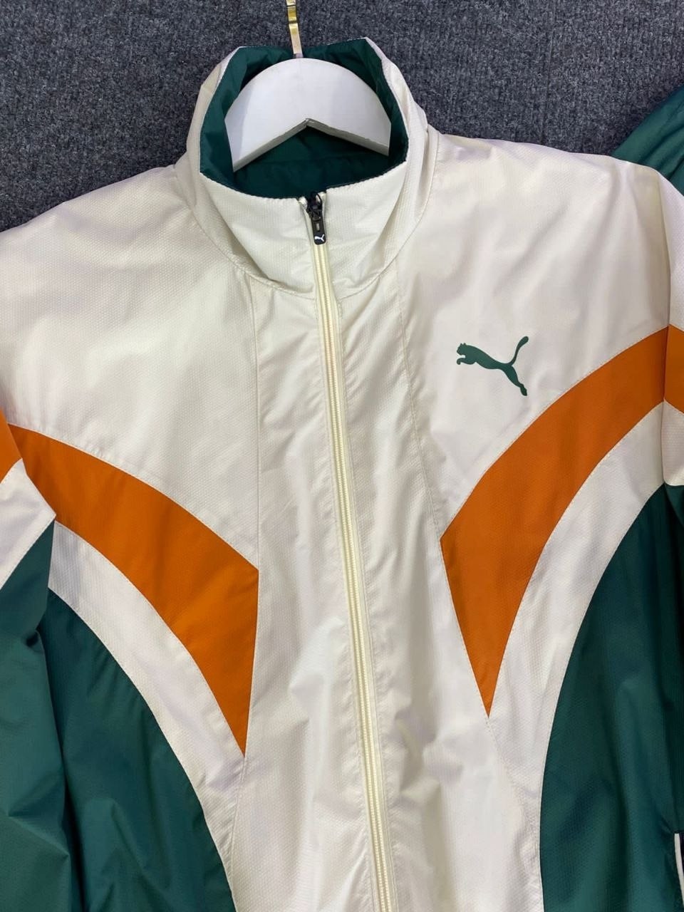 спортивные костюмы puma в стиле 90-х,puma спортивный костюм 90 х,спортивный костюм puma ретро в стиле 90х,костюм puma в стиле 90-ых,спортивный костюм puma