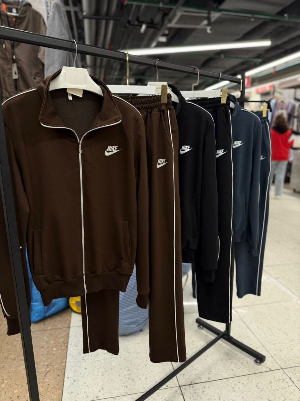 спортивный костюм nike,костюм спортивный мужской,спортивный костюм,спортивный костюм для мужчин,мужской спортивный костюм nike