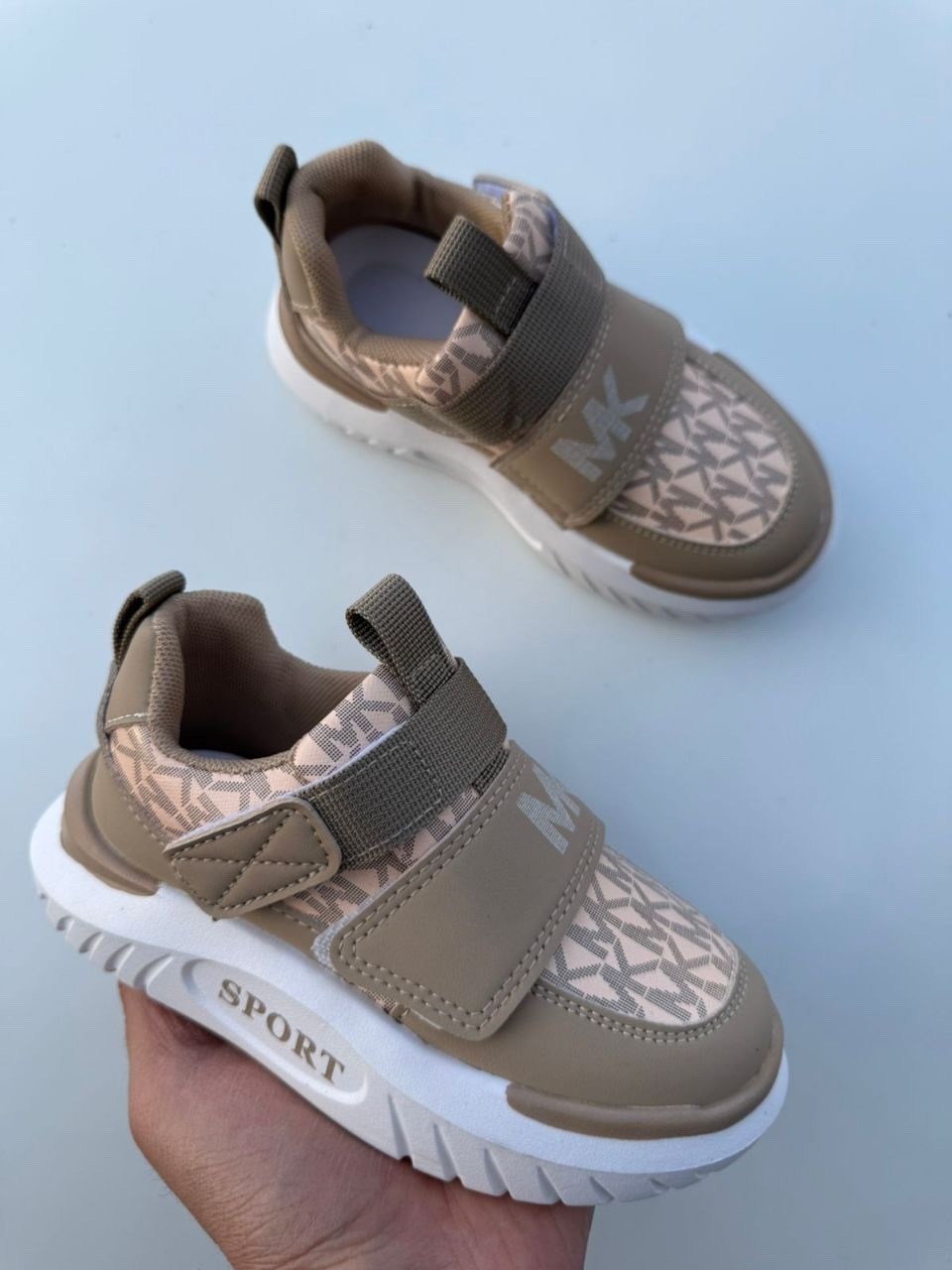 ,детские кроссовки,кроссовка детская, детская,кроссовки для малыша