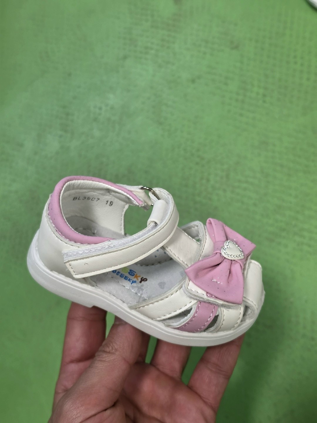 ,босоножки мифер детские,босоножки для девочек,сандалии для девочек,босоножки и сандалии для девочек