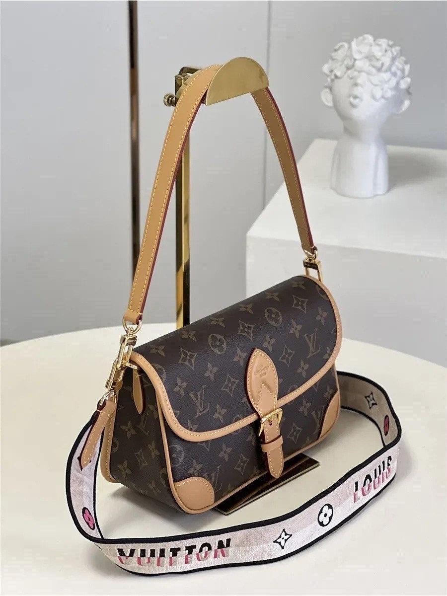 louis vuitton сумка на плечо,сумкa louis vuitton,женская сумка louis vuitton,луи виттон сумка через плечо женская,сумка луи виттон diane