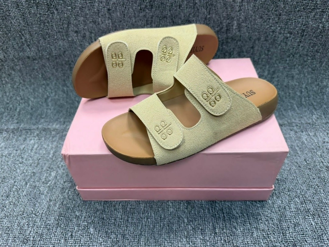 ,шлепанцы женские,босоножки сандали,модные сандалии,женские сандалии