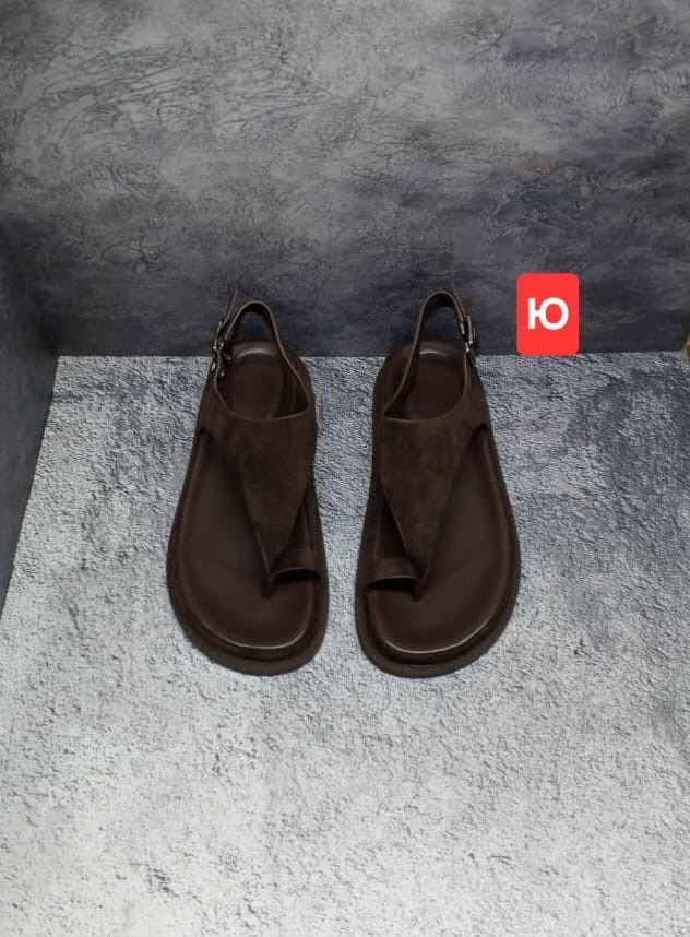 ,сандали,сандалии,стильные босоножки,босоножки замшевые