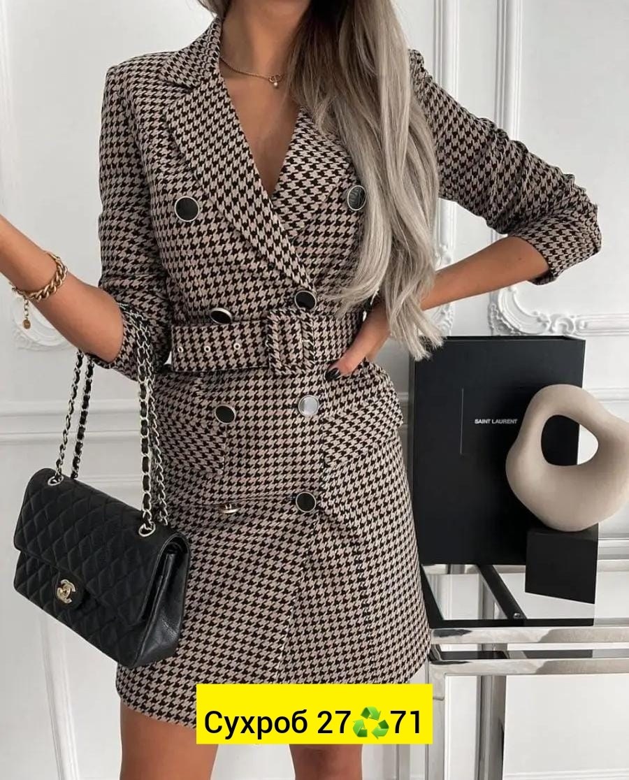 женский длинный пиджак в клетку,платье пиджак в клетку с поясом,платье пиджак в клетку,платье-пиджак,костюм с юбкой