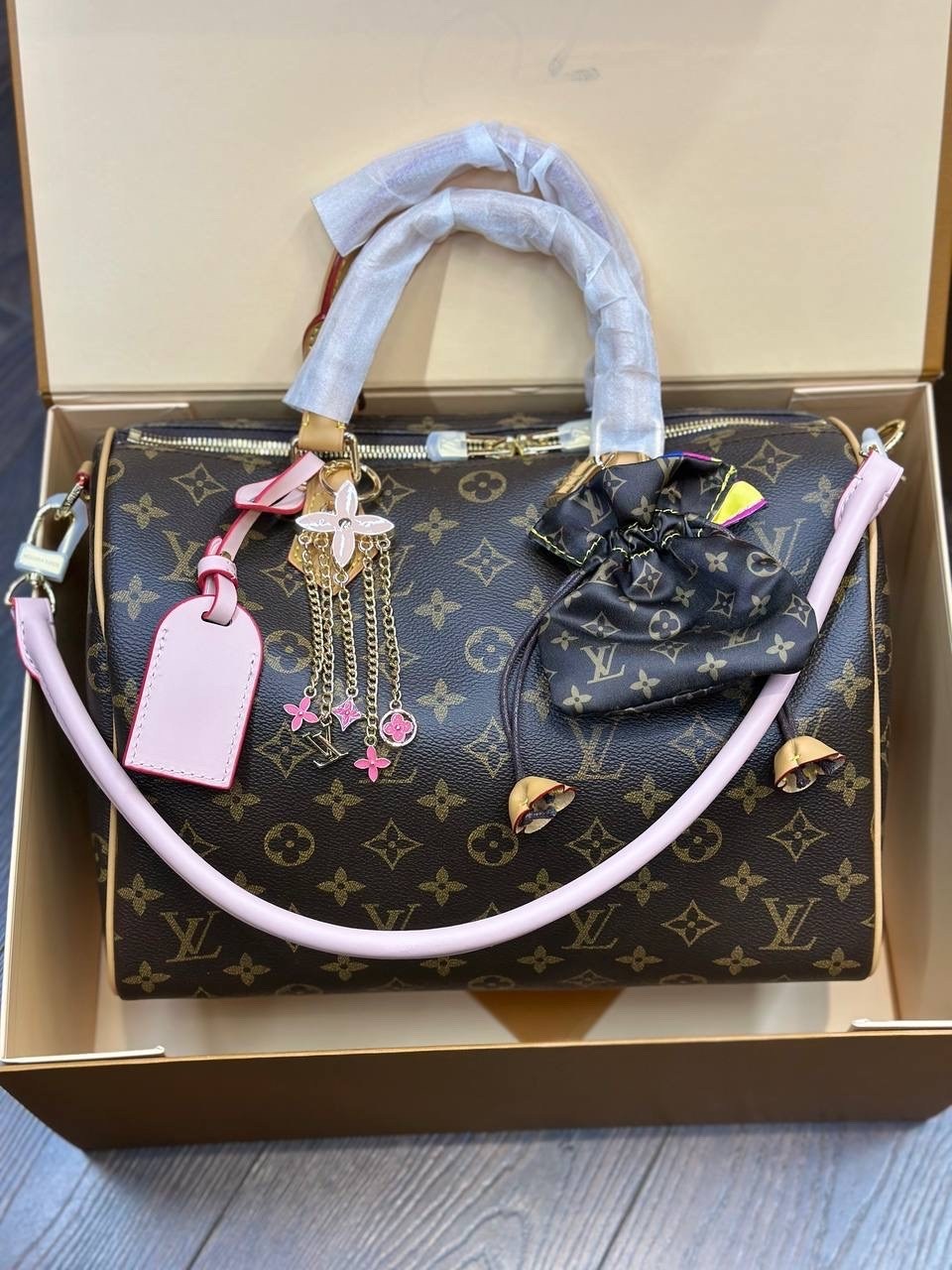 сумка женская louis vuitton,сумка louis vuitton,сумки луи виттон,женские сумки луи виттон,сумка кросс боди луи виттон