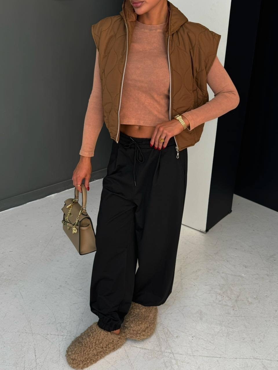 жилетка женская,стильная жилетка,жилет теплый,стильный жилет