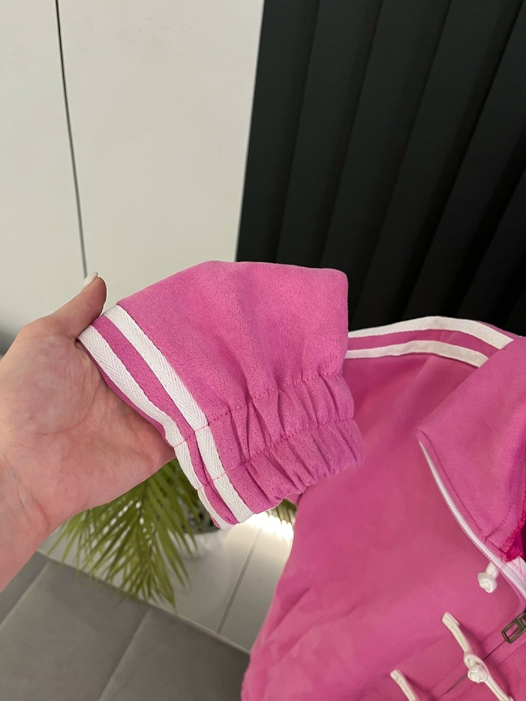 комплект одежды adidas sportswear,спортивный костюм,спортивный костюм adidas,ретро стиль спортивный костюм,спортивный костюм adidas originals