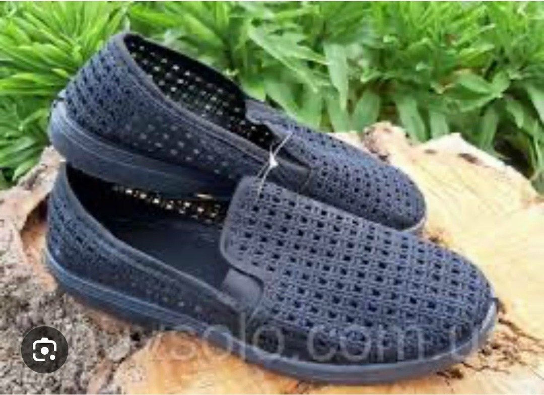 летние мужские тапочки в сеточку,тапочки в сеточку мужские,тапки сеткой мужские,тапки сетчатые мужские,туфли в сеточку мужские