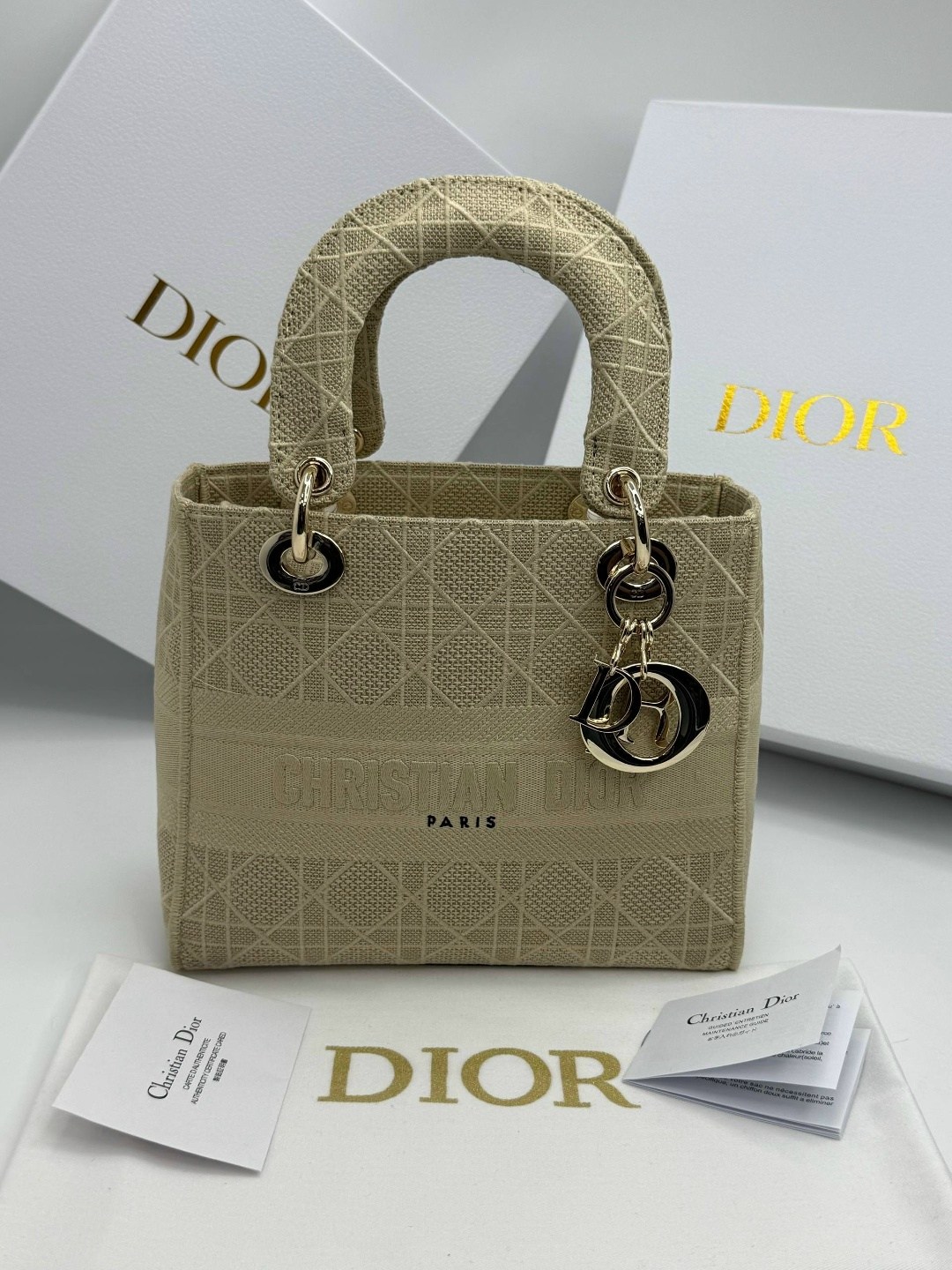 dior сумка,сумка christian dior,сумка женская christian dior,сумка диор,сумка женская dior