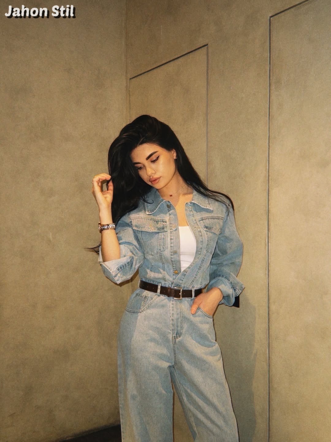 комбинезон джинсовый оверсайз с брюками и длинным рукавом ella woman,комбинезон джинсовый женский,джинсовый комбинезон,серый джинсовый комбинезон,комбинезон женский джинсовый для высоких ella woman