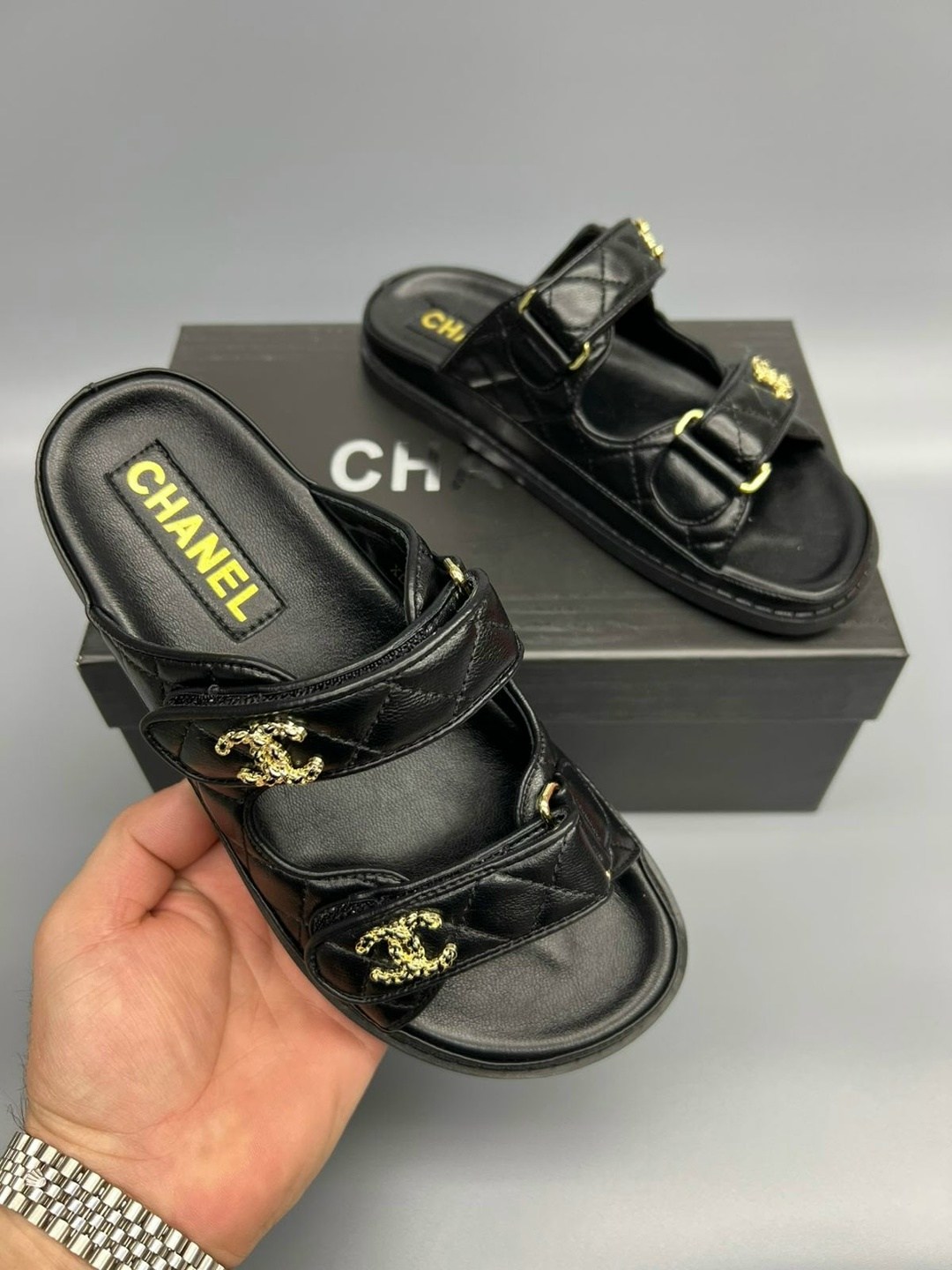 сандалии chanel,шлепанцы chanel,босоножки шанель,сандалии шанель,босоножки chanel