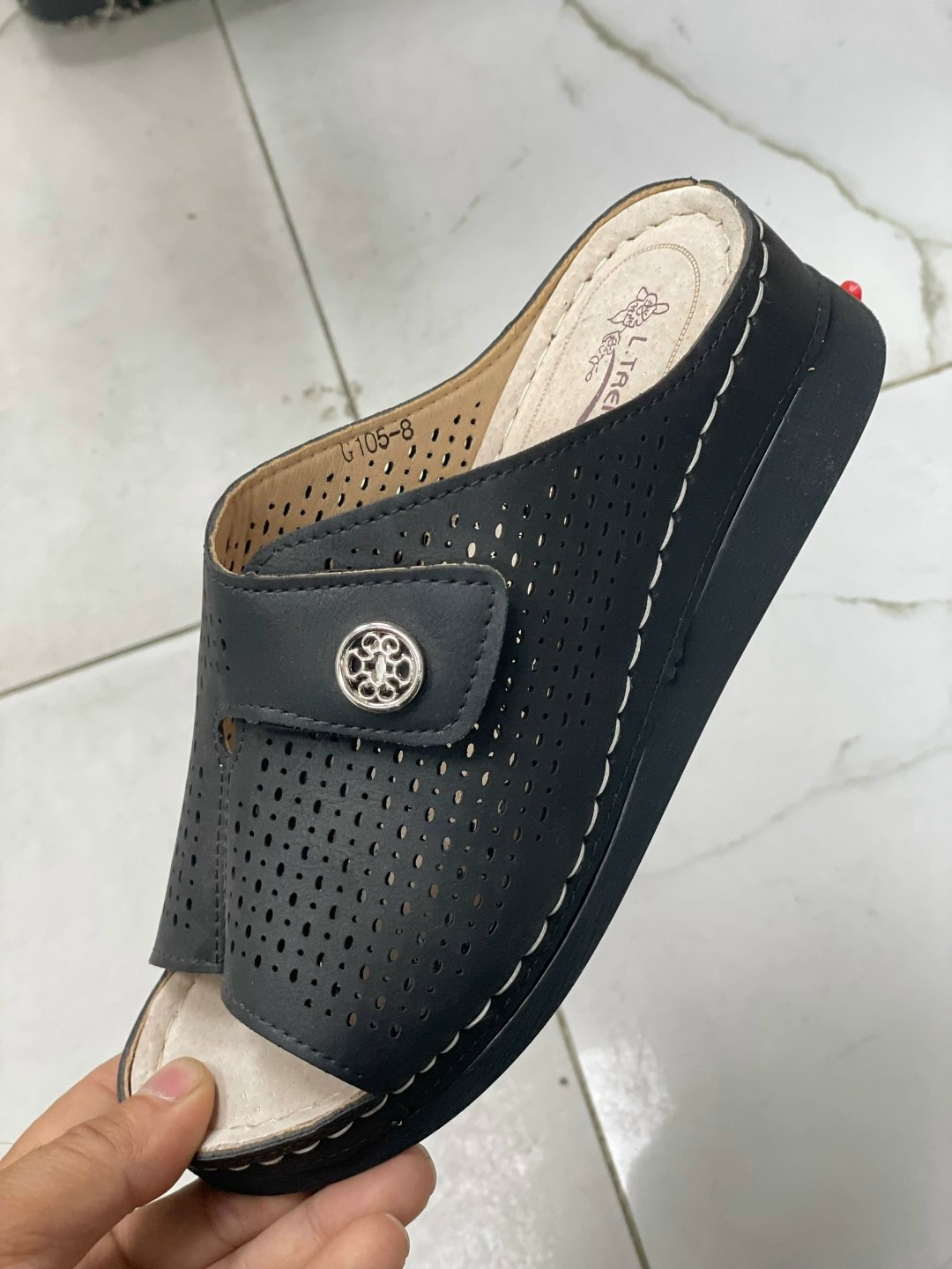 ,женские шлепанцы,женская ,женские сабо,сабо с перфорацией